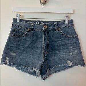 Denim Frayed Hem Women’s Shorts - By Rewash/Like New R 11.5/W 15 (Size 9/29)